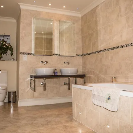 High Park Farm Фермерский дом Йорк