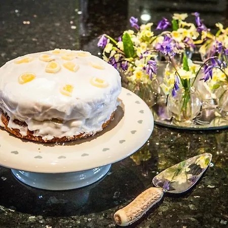 High Park Farm Фермерский дом